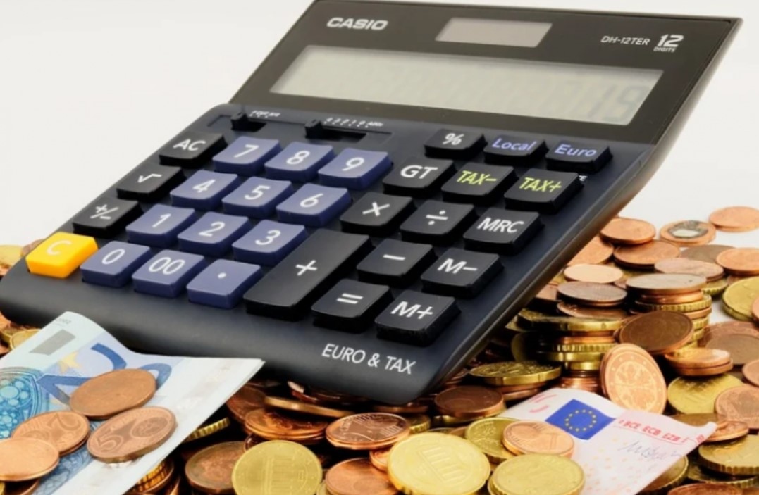 Министерството на финансите ревизира есенната си прогноза за развитие на